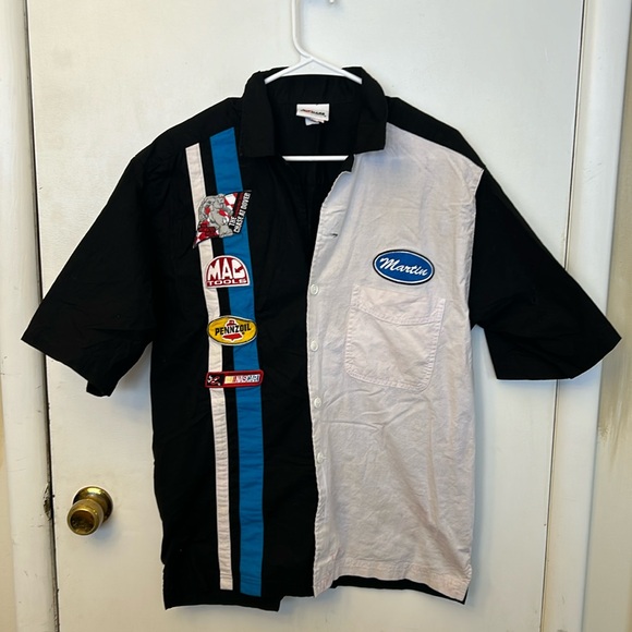 Chase Authentics Other - Chase Authentics Men’s Button Up Shirt Size Medium